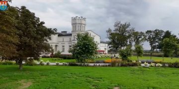 Odbudowali pałac. Zobacz film o starościnie dożynek