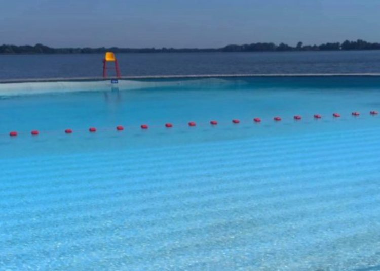 Basen znowu nieczynny