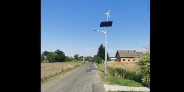 Pierwsze takie lampy w gminie