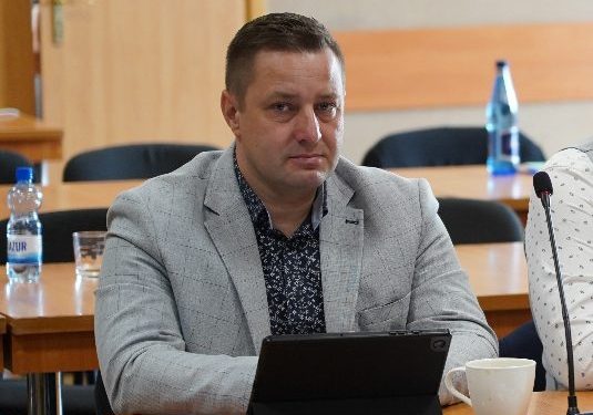 Śmieci, wulgaryzmy i gałęzie. Radny chce regulaminu 