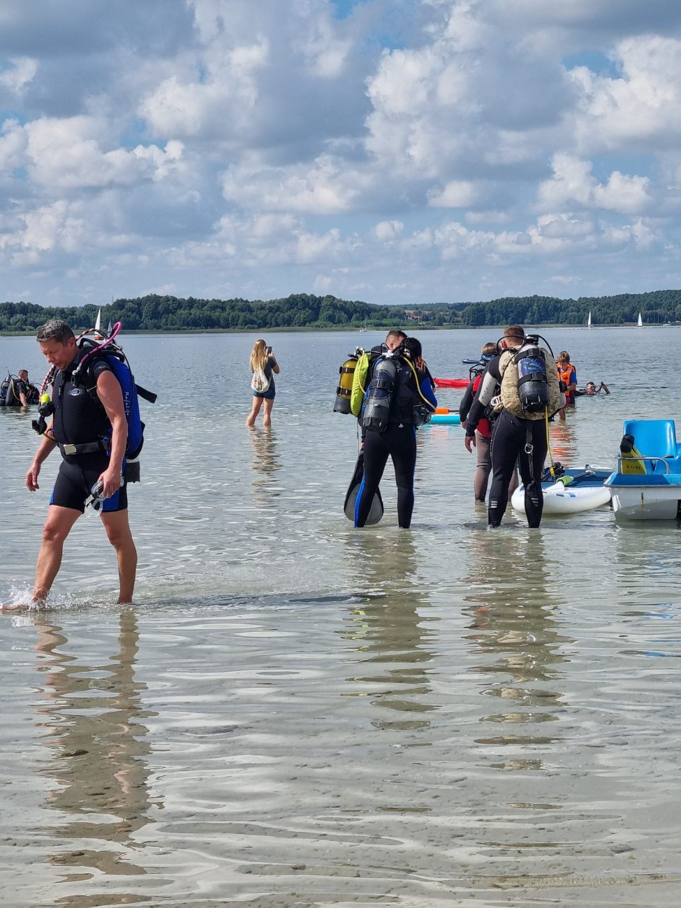 Wyjątkowe wydarzenie na koniec wakacji. Spacerowali pod wodą