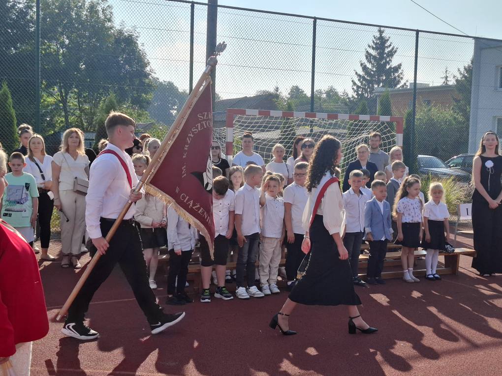 Rozpoczęcie roku szkolnego w Ciążeniu