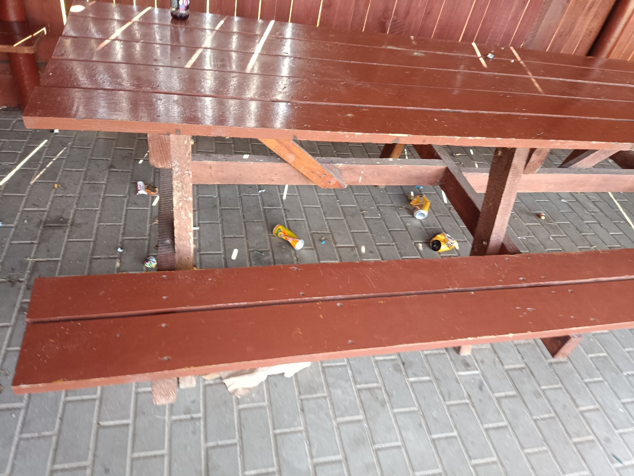 Kto demoluje obiekt w Piotrowicach?