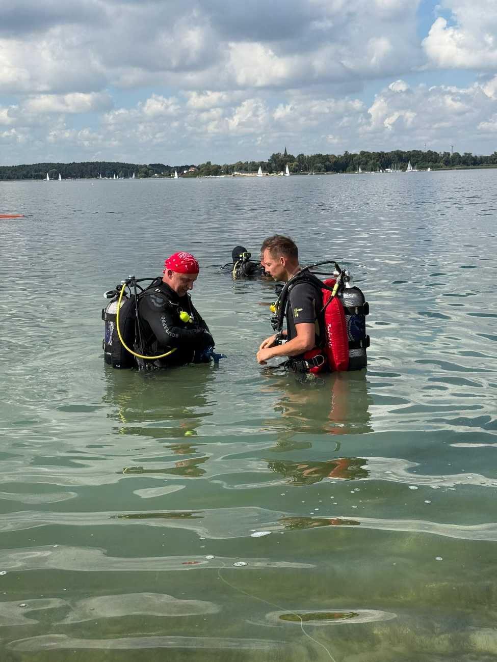 Wyjątkowe wydarzenie na koniec wakacji. Spacerowali pod wodą