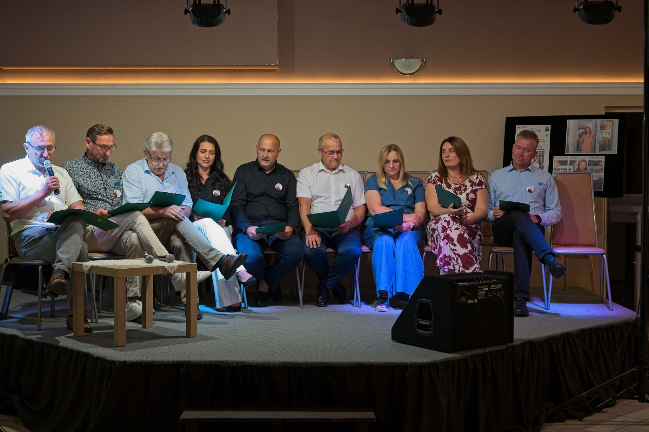 Laura Łącz na Narodowym Czytaniu w  Cieninie Zabornym