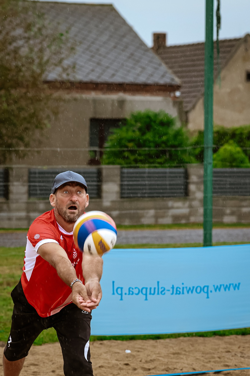 To boisko powstało dzięki nim. Już oficjalnie otwarte