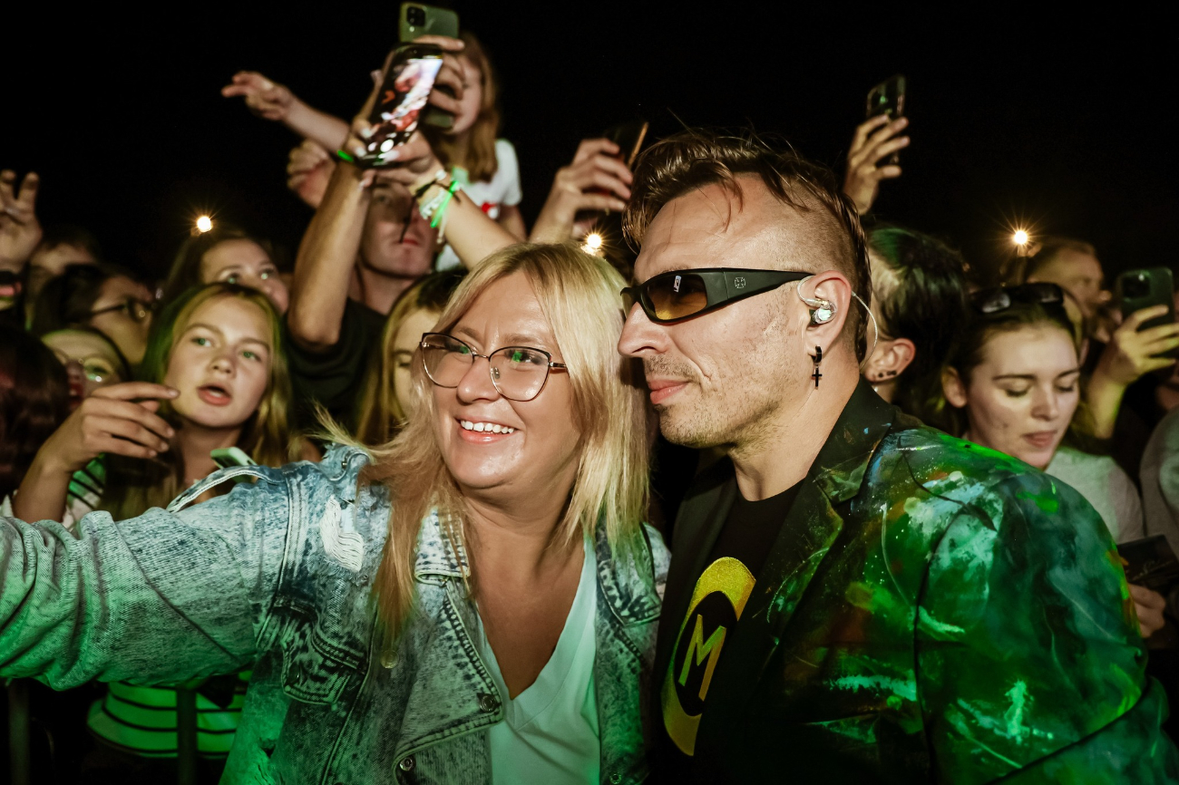 Czadoman na dożynkach. Zobacz zdjęcia z koncertu w Orchowie