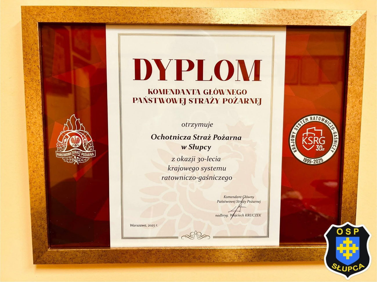 Komendant Główny uhonorował słupeckich strażaków