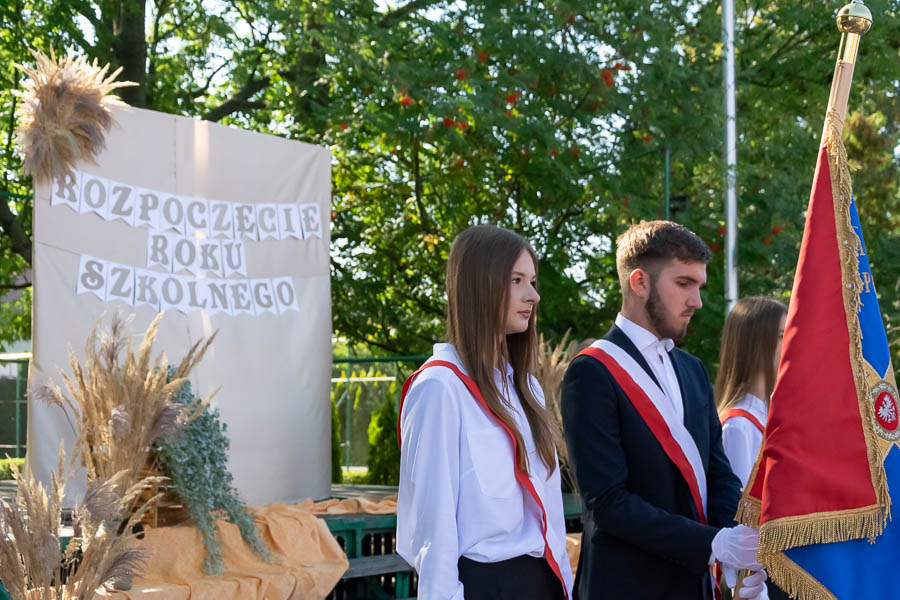 Ponad tysiąc uczniów rozpoczęło rok szkolny w gminie Strzałkowo