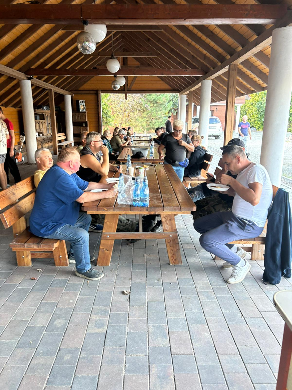 Łowili na zakończenie sezonu. Pogoda dopisała