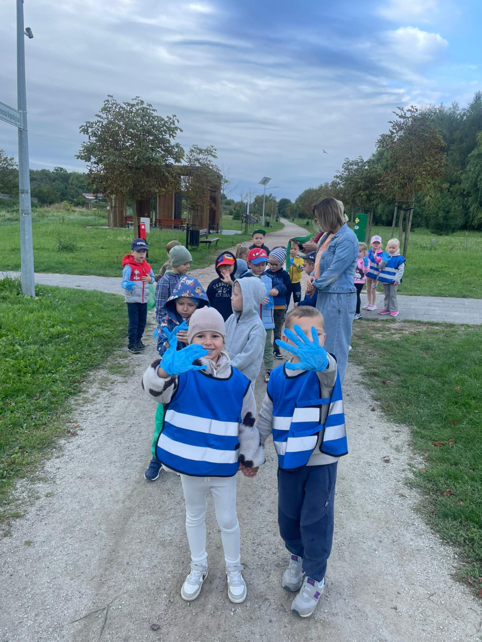 Przedszkolaki z Misia w akcji „Sprzątanie Świata 2025″