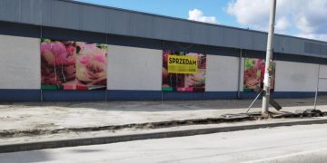 Gmina kupi budynek. Zrobi tam magazyn