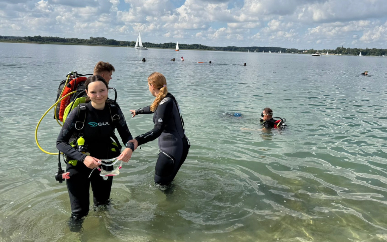 Wyjątkowe wydarzenie na koniec wakacji. Spacerowali pod wodą
