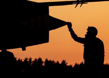 Żegnają słynne samoloty. Ostatni raz przelecą nad Powidzem