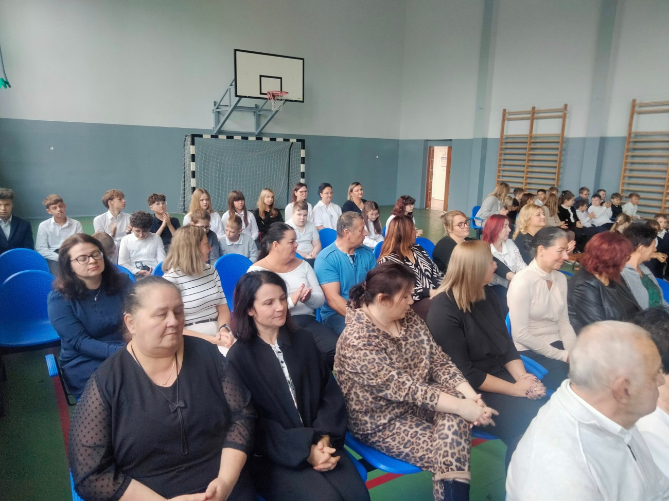 DEN w Cieninie Kościelnym