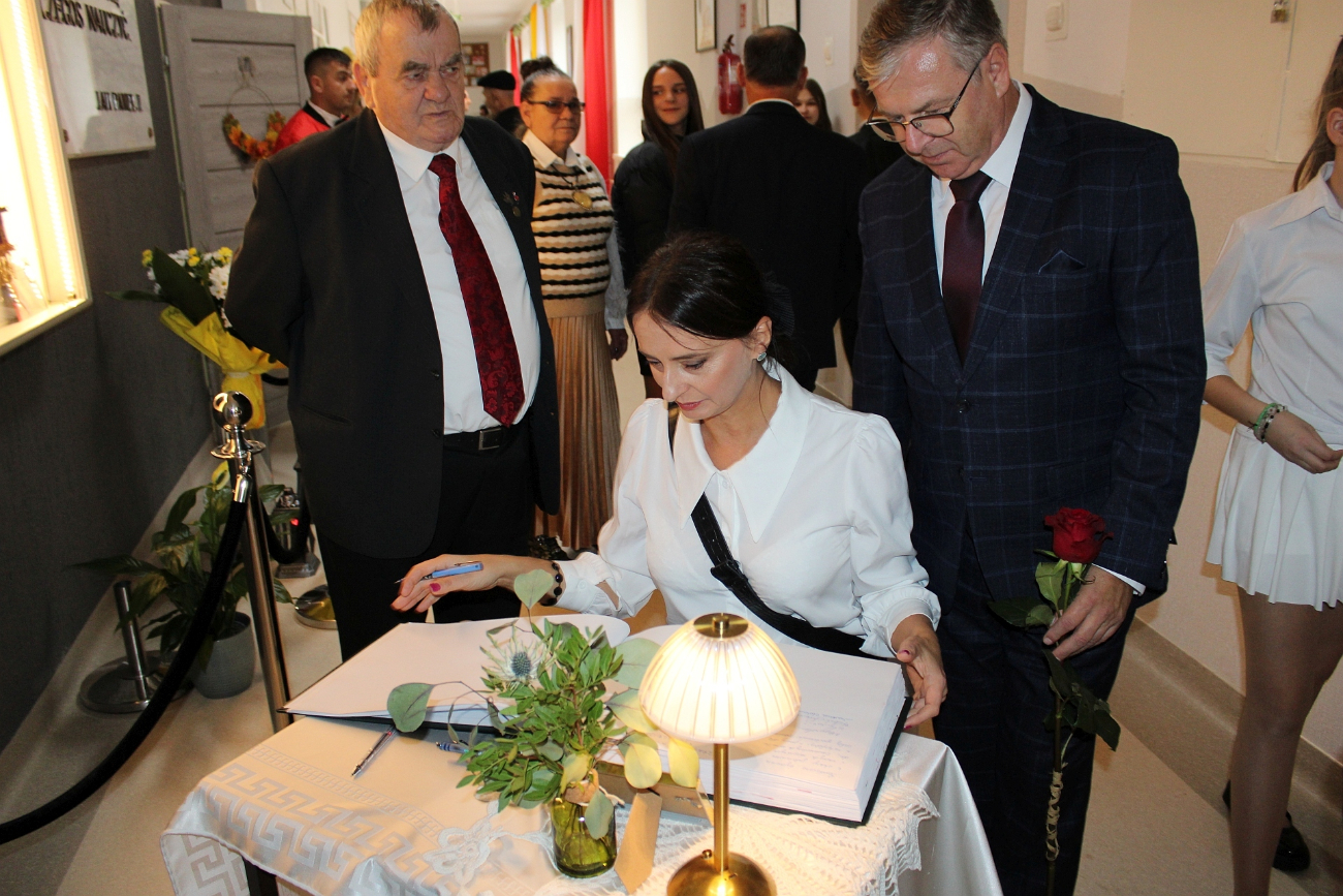 Niezwykły jubileusz szkoły w Młodojewie