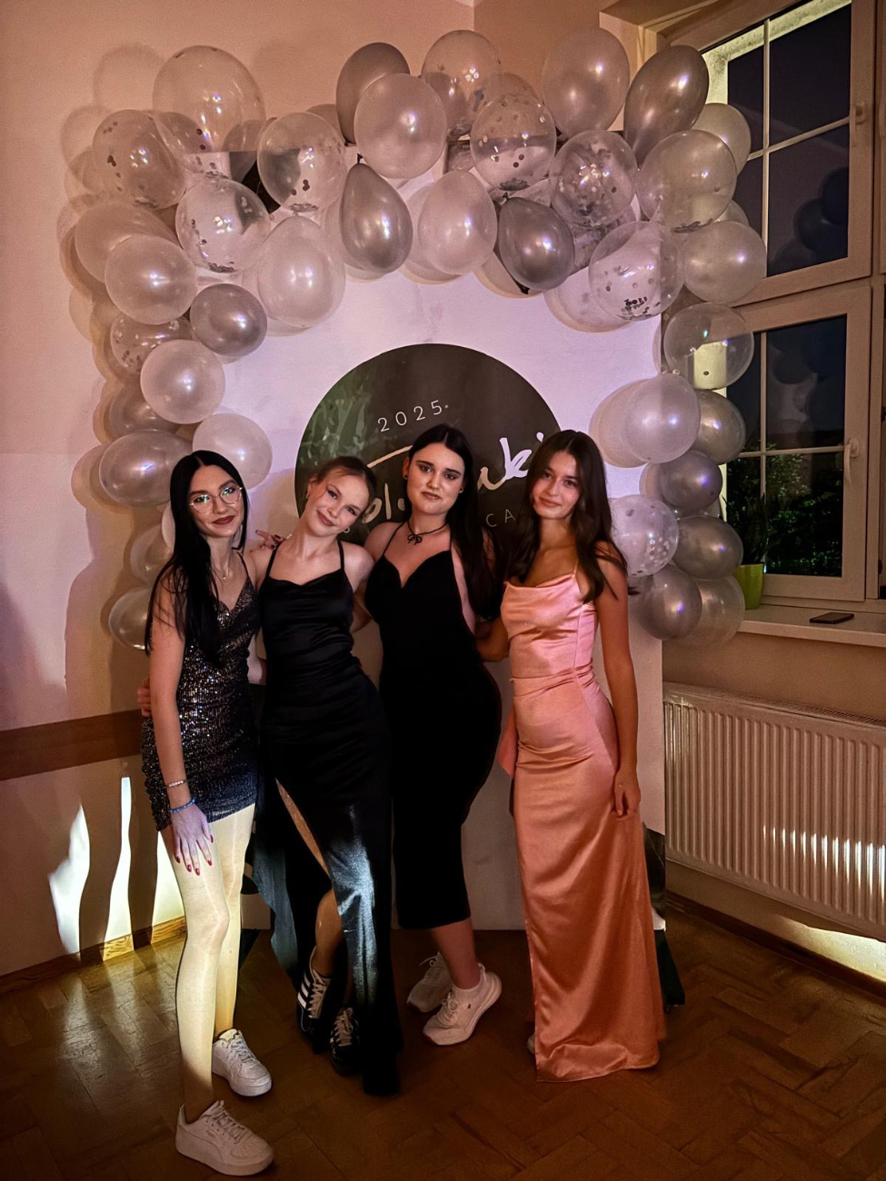 Połowinki w LO. Zobacz zdjęcia