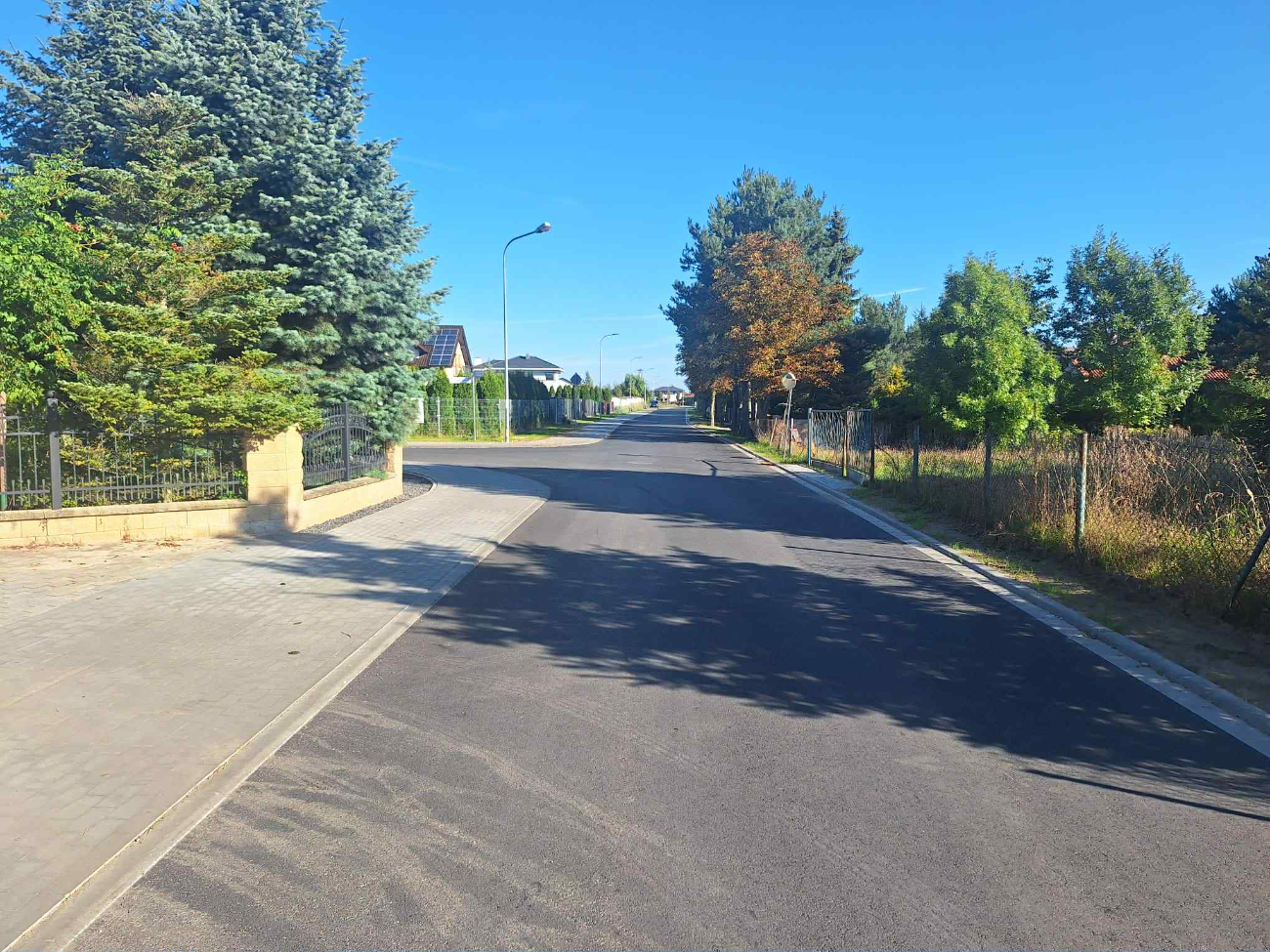 Zakończyła się rozbudowa ul. Jeziornej w Piotrowicach