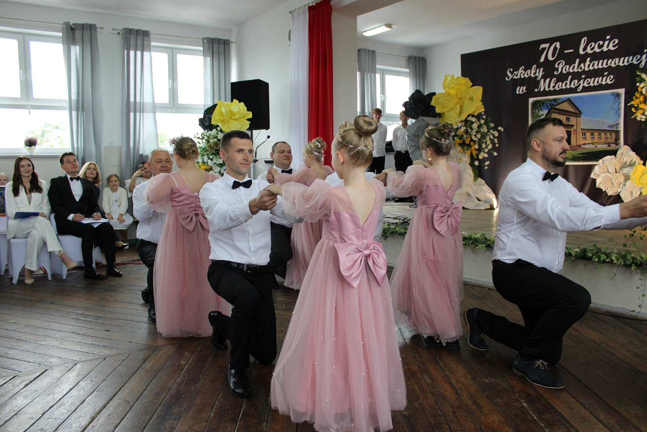 Niezwykły jubileusz szkoły w Młodojewie