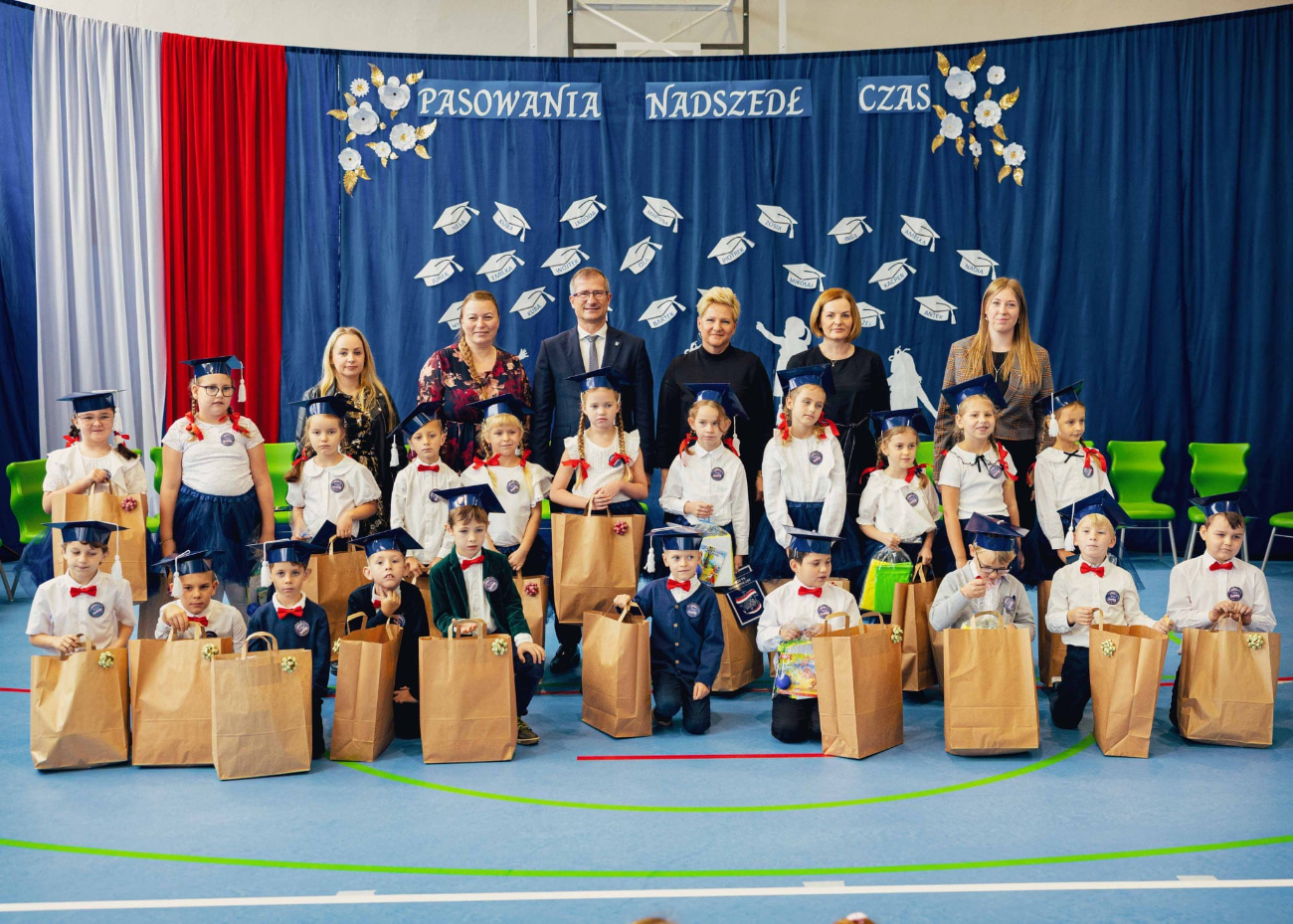 Pasowanie pierwszaków w Ciążeniu