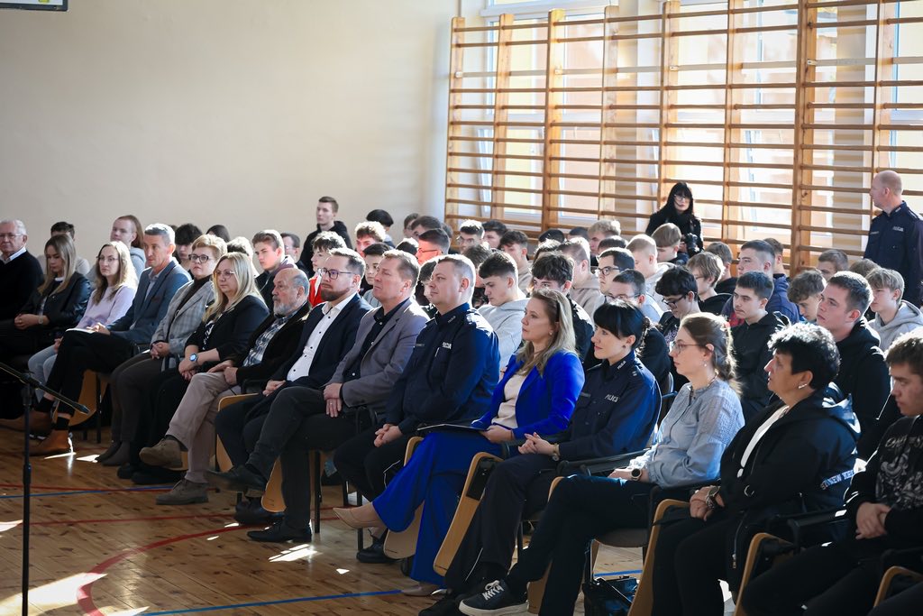 Razem przeciw przemocy