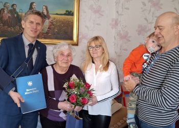 Pani Józefa świętuje dziś setne urodziny. Wszystkiego najlepszego!