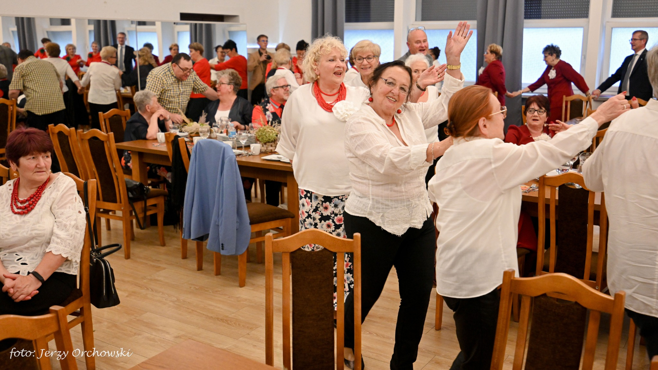 Jesienny Przegląd Amatorskiej Twórczości Seniorów