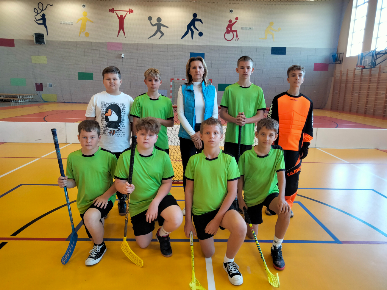 Pierwsze zawody, pierwsi mistrzowie