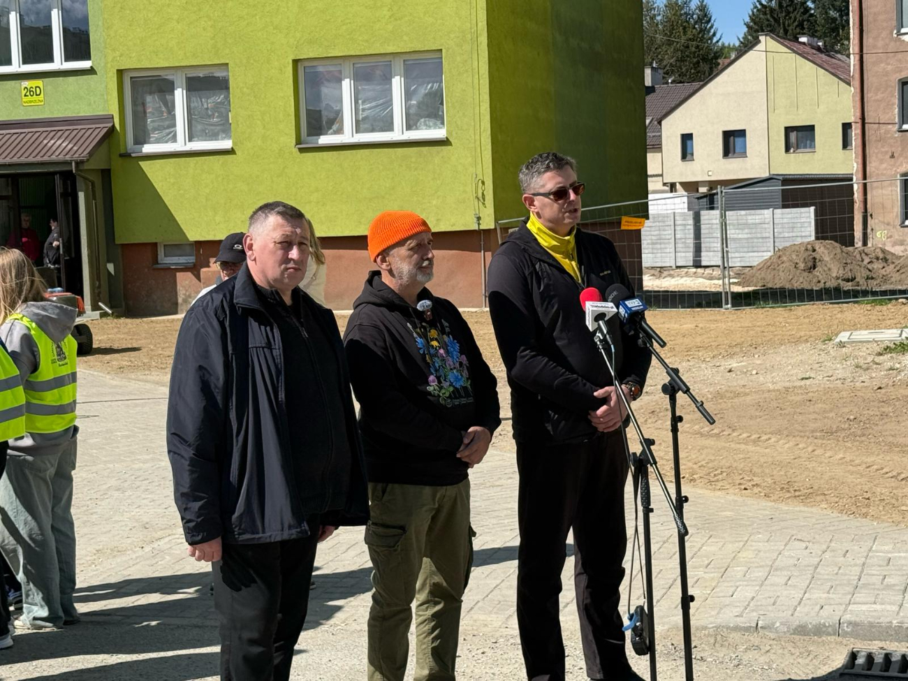 Przywrócili kolory po powodzi