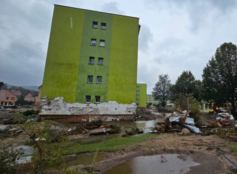 Przywrócili kolory po powodzi