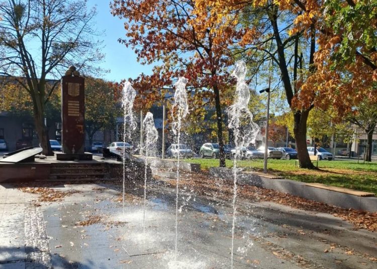 Fontanna na rynku już działa
