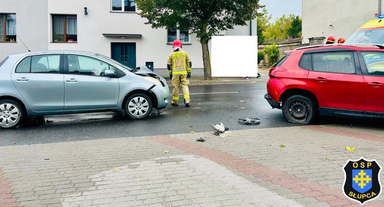 Trzy auta zderzyły się na Warszawskiej