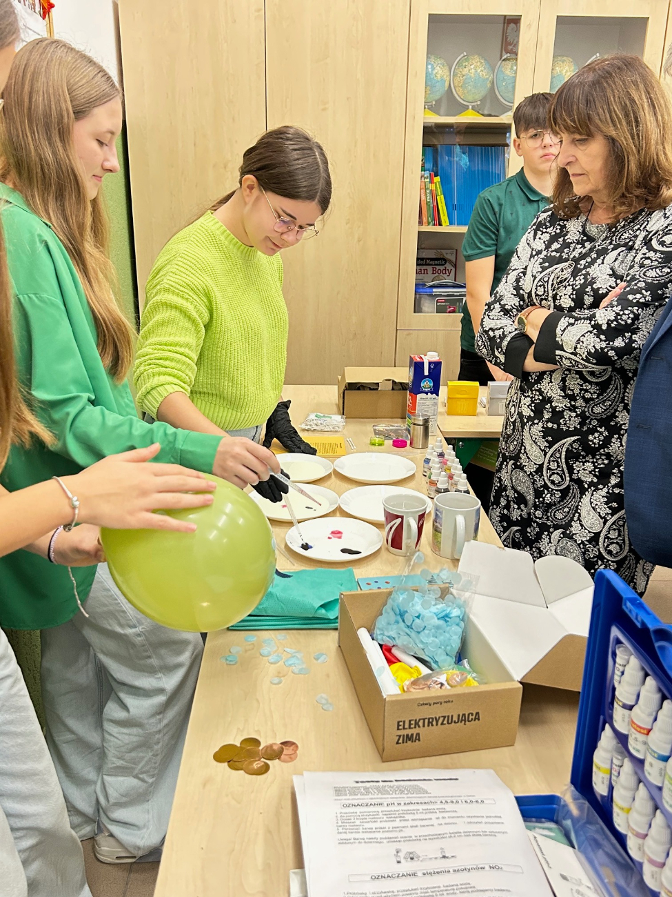Nowoczesna sala edukacyjna w Młodojewie