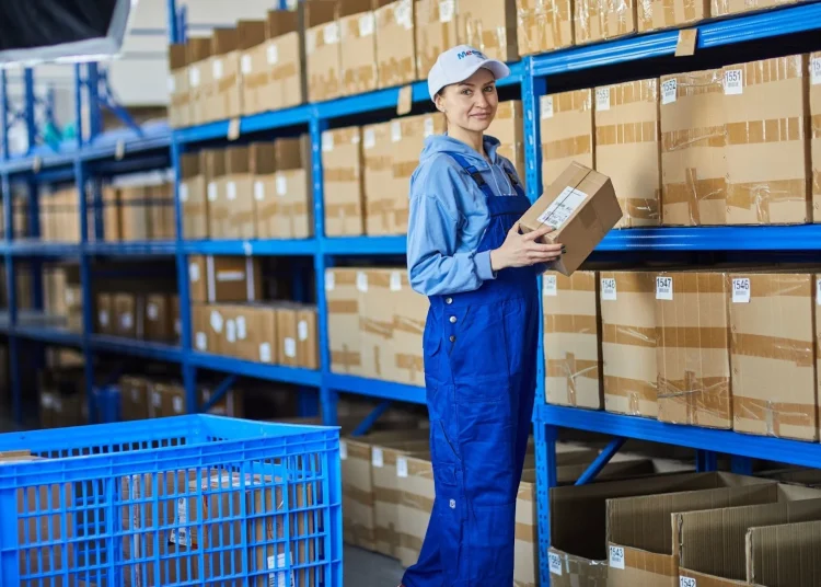 Jak bezpiecznie zamawiać towary z Chin – praktyczny przewodnik dla początkujących