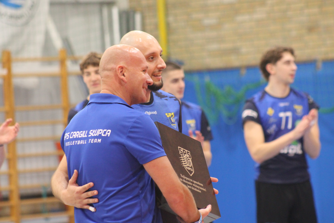 Pierwsza trzysetówka