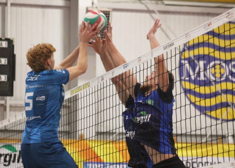 Pierwsza trzysetówka