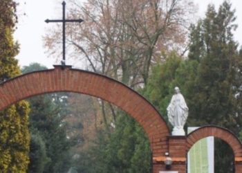 Dzięki temu ruch przy cmentarzach byłby mniejszy? Radny apeluje