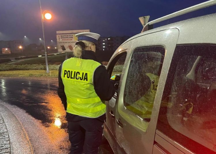 Przebadali prawie 2 tysiące kierowców. Trzech z promilami