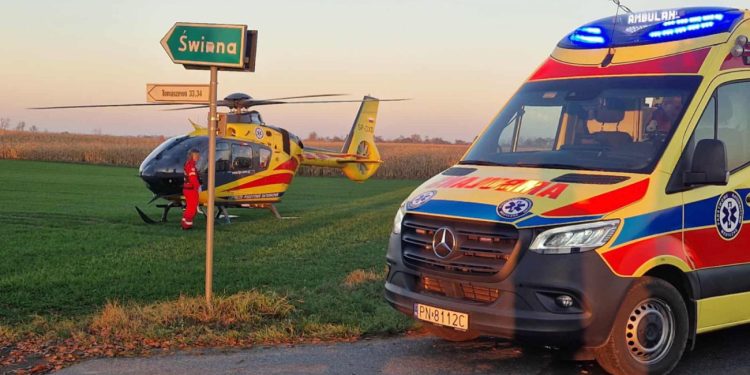 Poważny wypadek w Tomaszewie. Wezwali helikopter