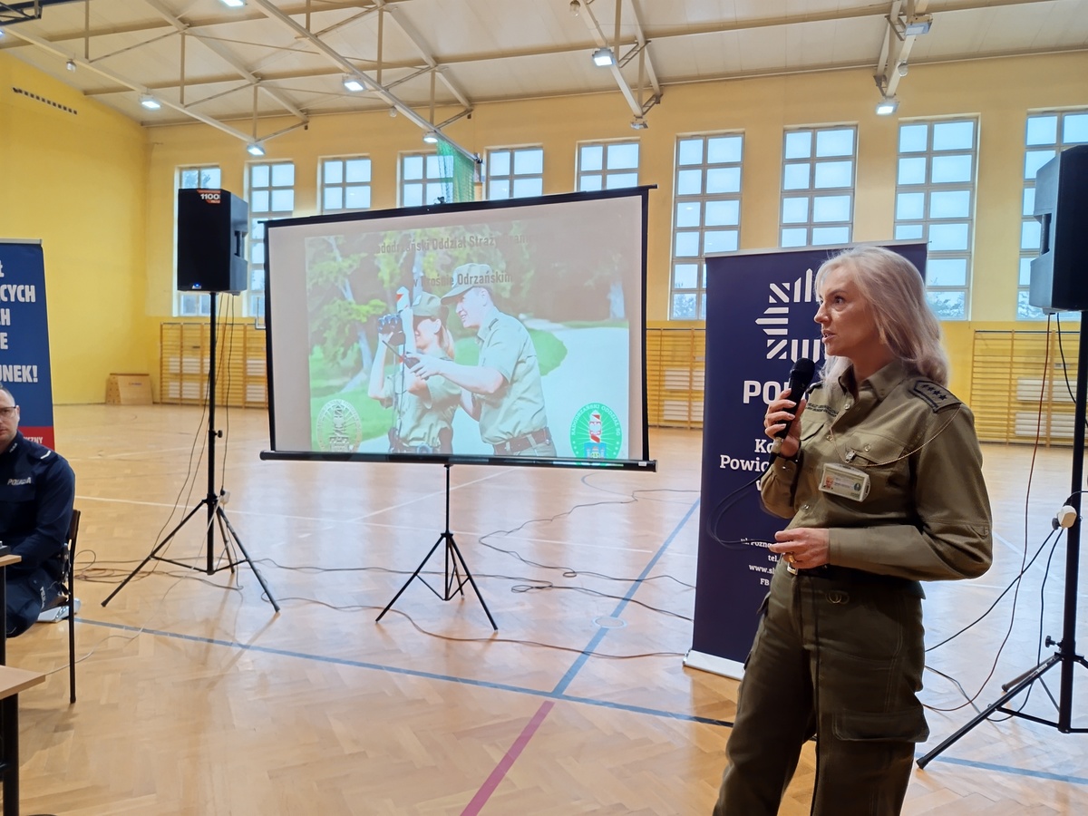 Debatowali o handlu ludźmi