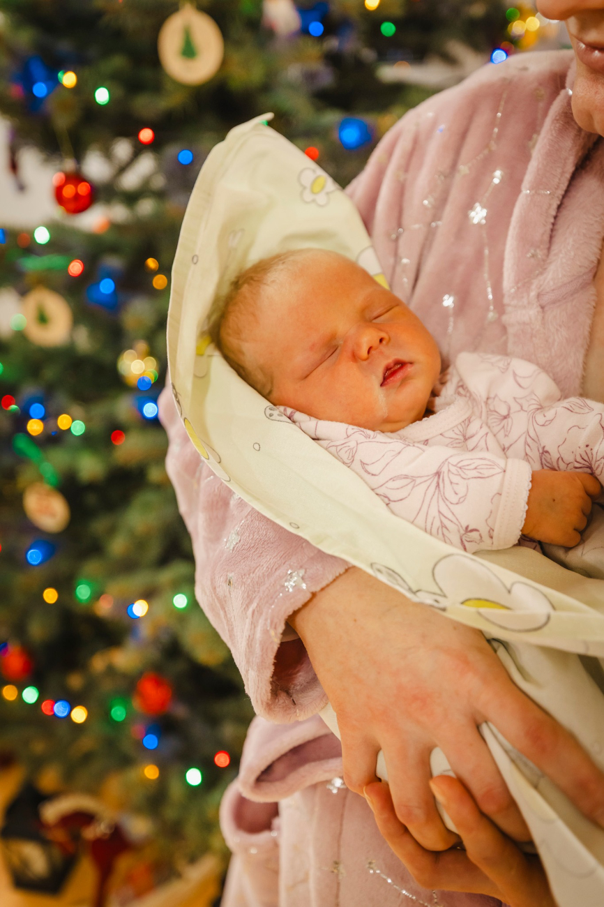 Wyjątkowe Mikołajki na Oddziale Noworodkowym. Zobacz zdjęcia