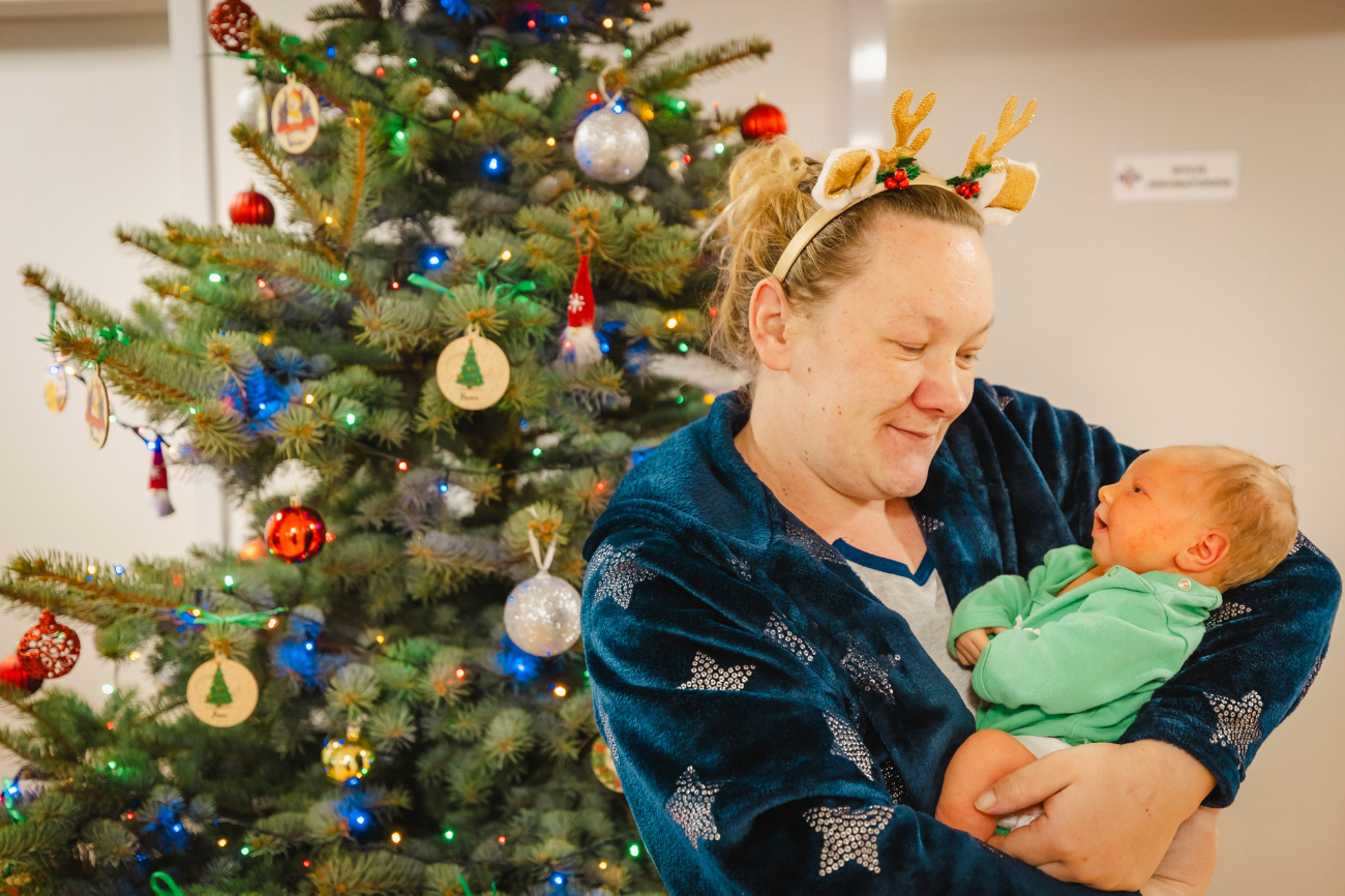 Wyjątkowe Mikołajki na Oddziale Noworodkowym. Zobacz zdjęcia