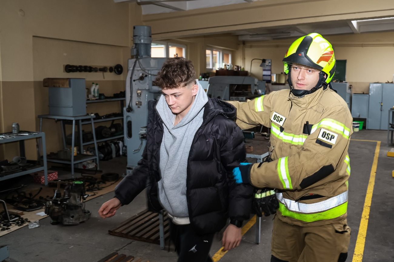 Akcja w słupeckiej szkole. Ewakuowali uczniów