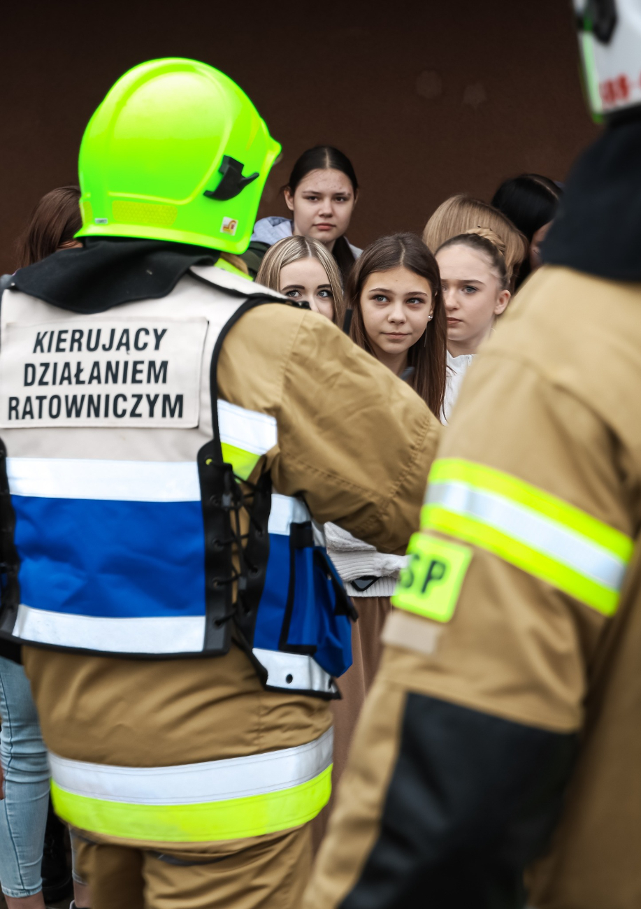 Akcja w słupeckiej szkole. Ewakuowali uczniów