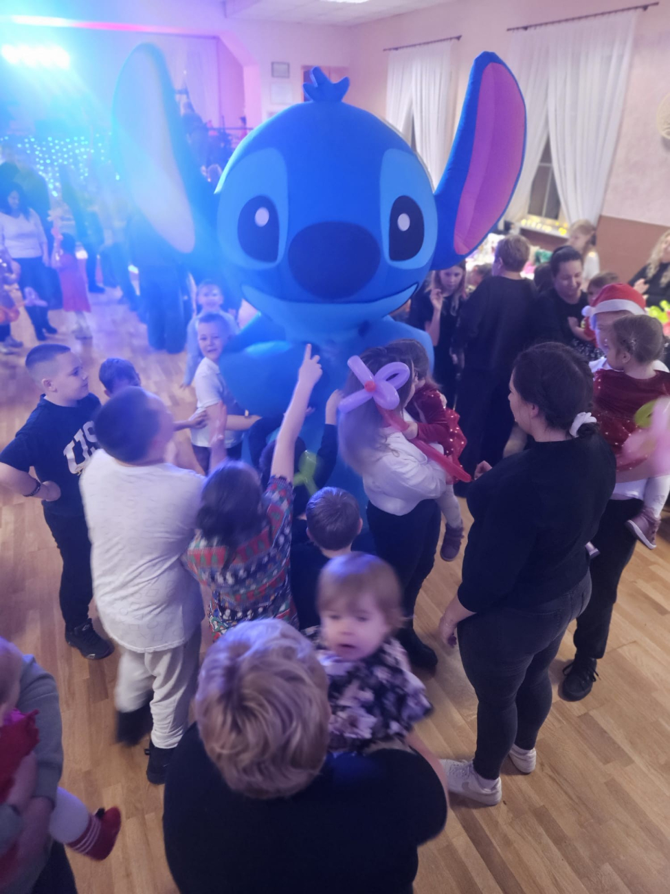 Zabawa choinkowa w Cieninie Kościelnym