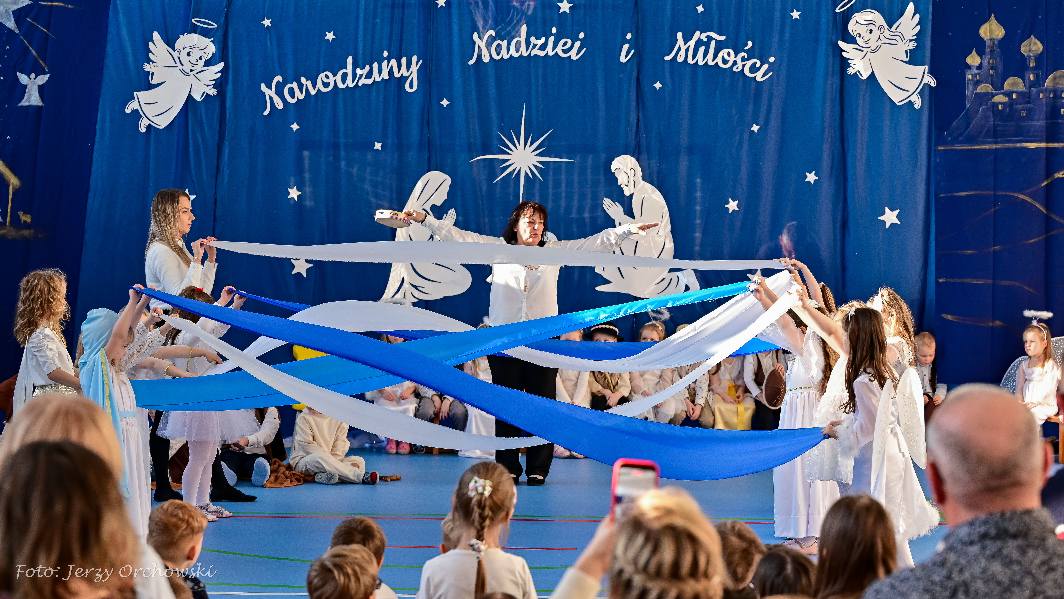 Jasełka i pożegnanie Renaty Sobieraj w Lądku