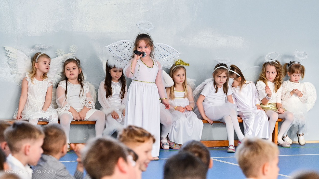 Jasełka i pożegnanie Renaty Sobieraj w Lądku