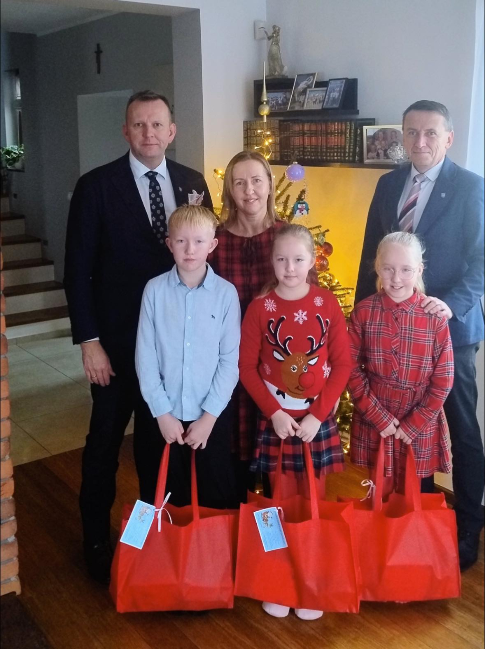 Z wizytą u trojaczków. Podtrzymują powiatową tradycję