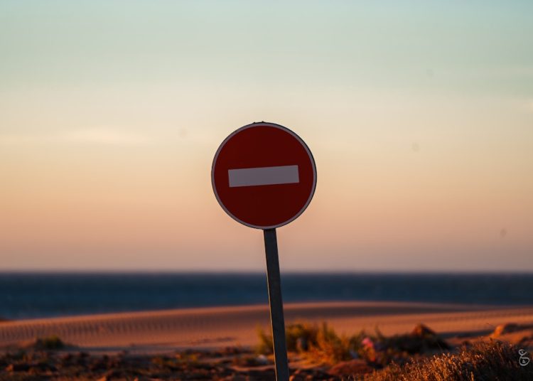 Czego nie można wysyłać w paczce? Sprawdź zasady dla przesyłek do Francji, Holandii i Niemiec