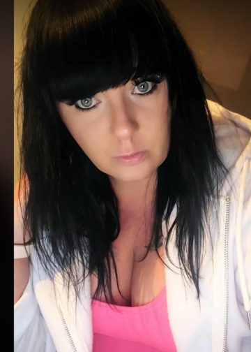 „Chodziłam od lekarza do lekarza”. Teraz Monika ma szansę na życie bez bólu